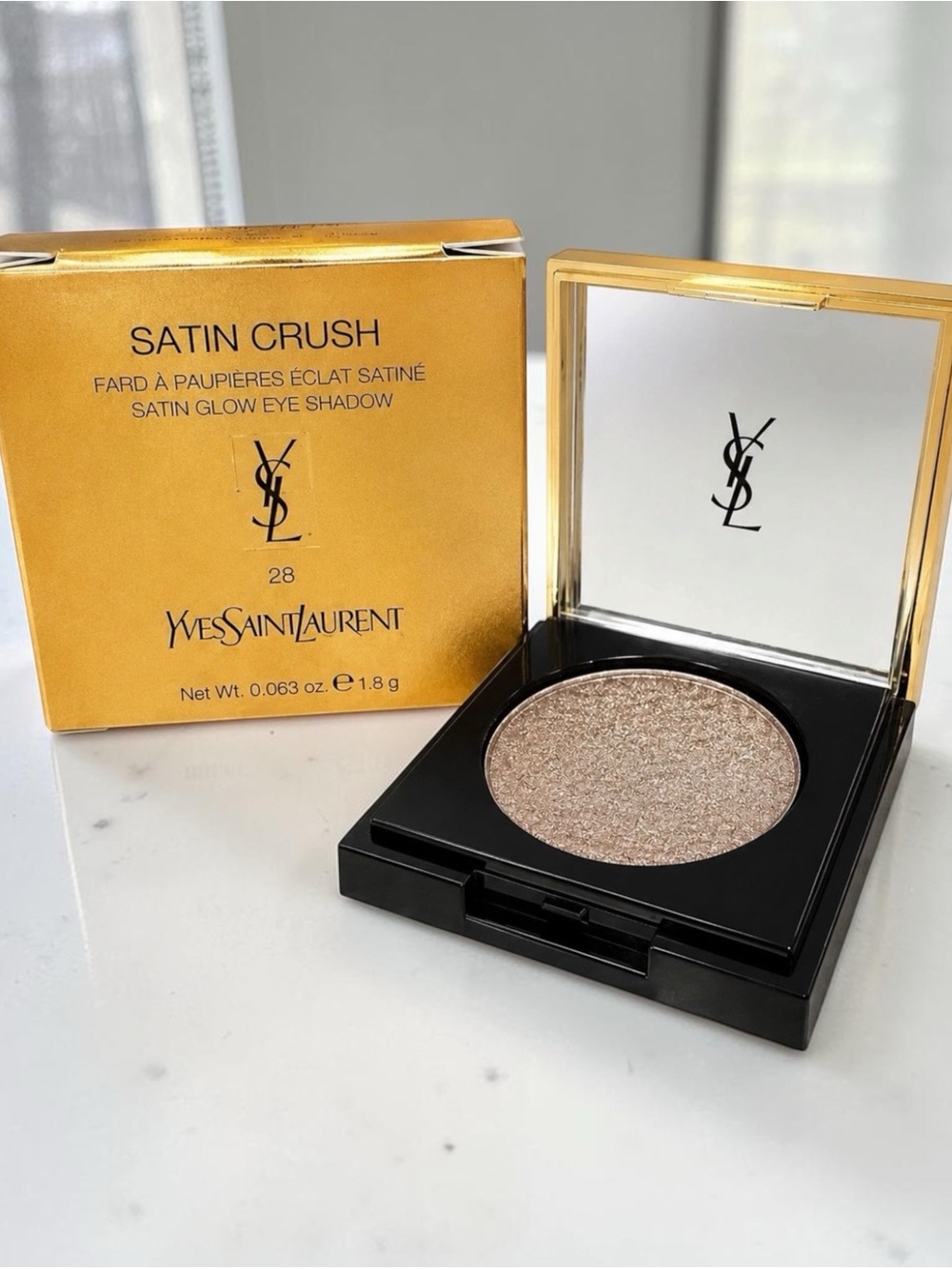 💎 YSL Satin Crush Mono Glow Eyeshadow 28 Unconforming Taupe Metallic 1.8g NIB